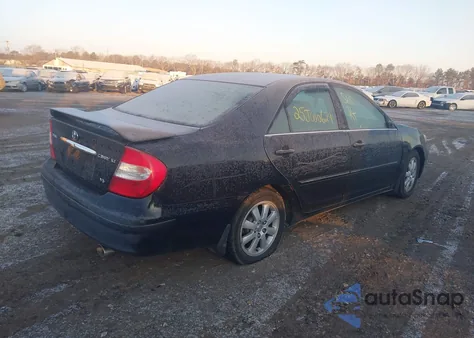 2002 Toyota Camry Xle V6 из США, поврежденный, VIN JTDBF30K620017012